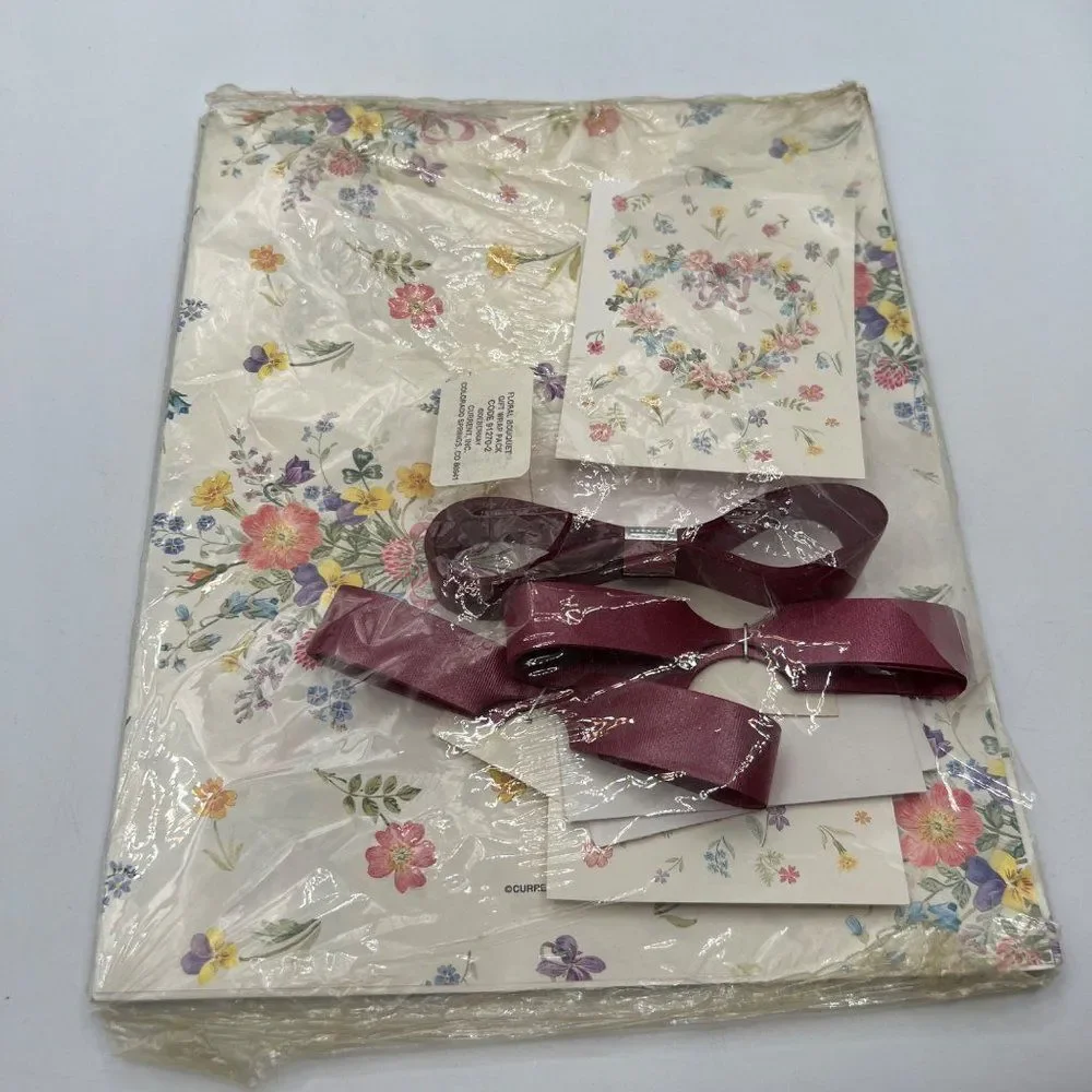 Vintage retro wrapping paper kit card and bow